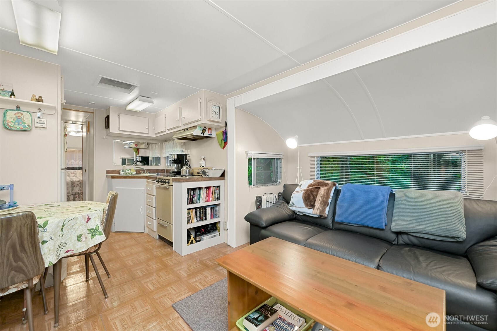 1107 Birch Lane Property Photo 3