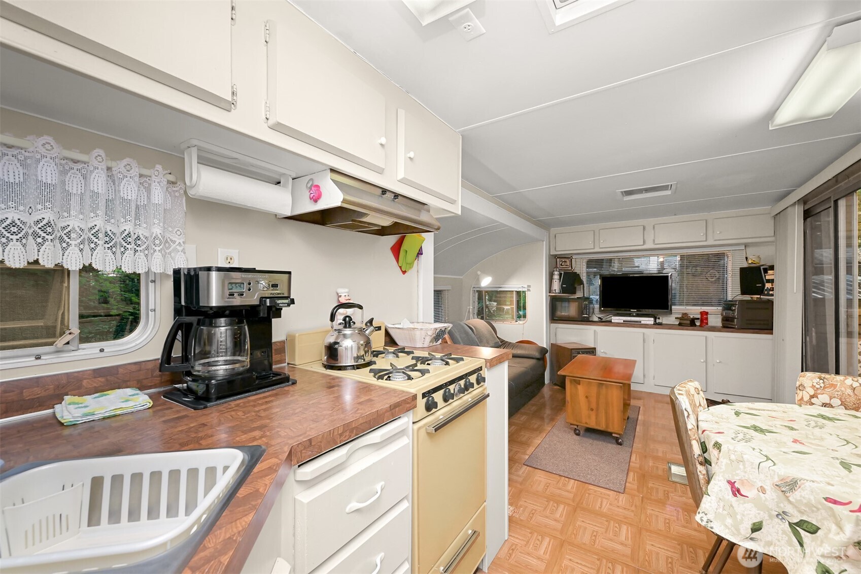 1107 Birch Lane Property Photo 10