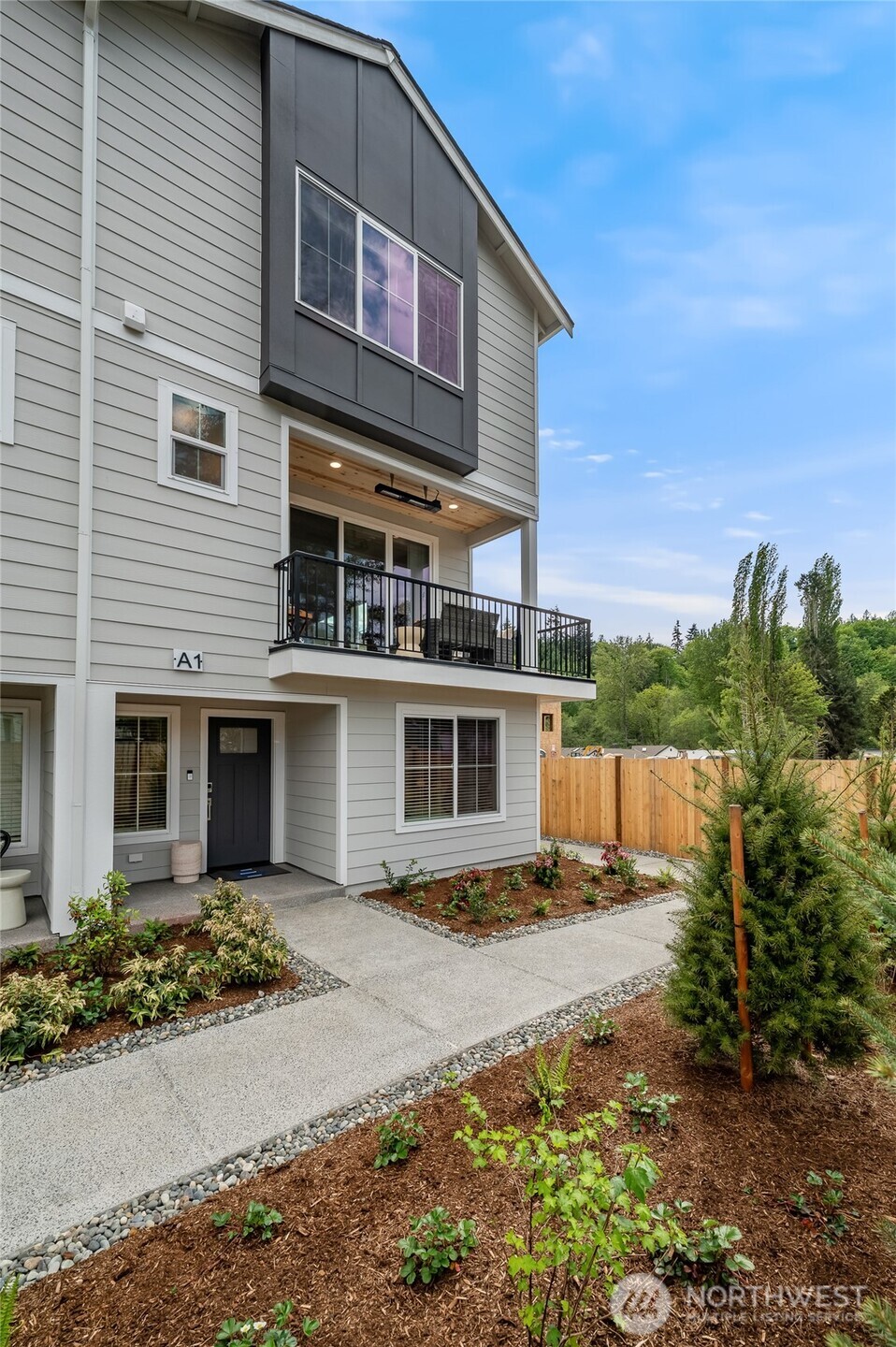 1322 194th Street G6 Property Photo 1