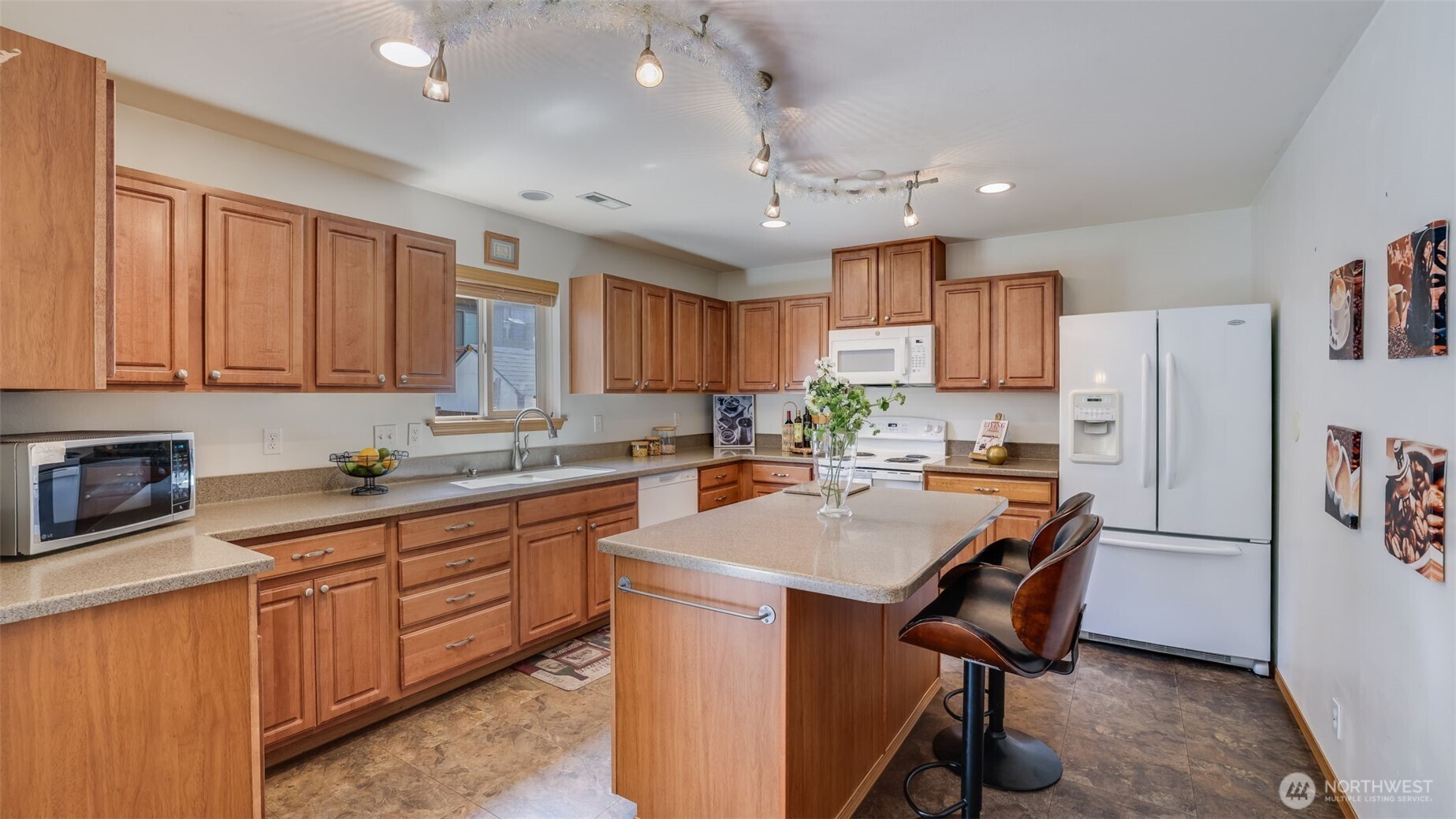 28843 213th Court Property Photo 9