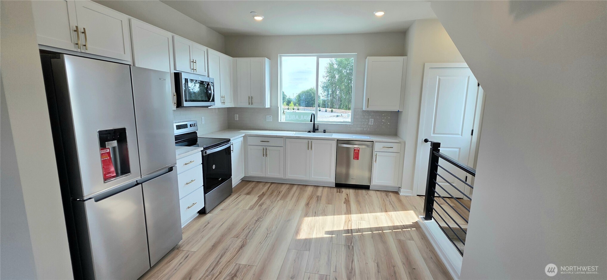 15901 23rd Avenue Property Photo 3