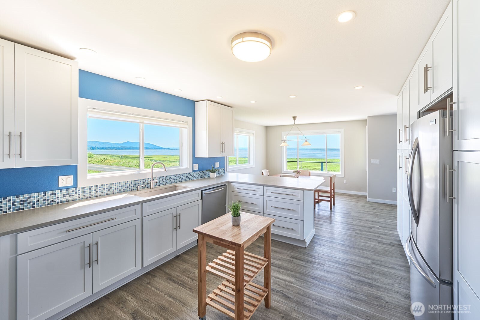 264 Stringtown Road Property Photo 8