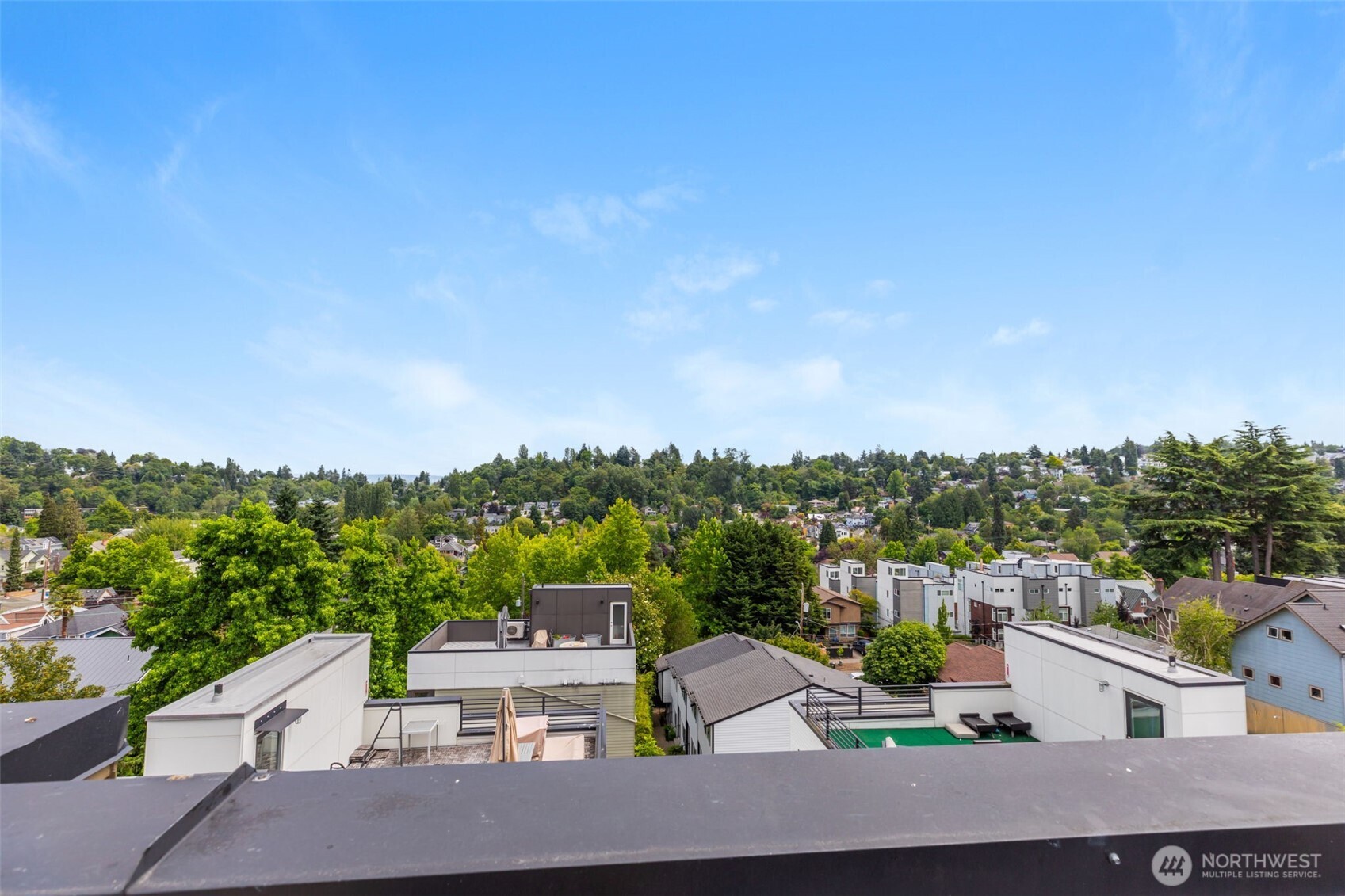 140 26 Avenue Property Photo 24