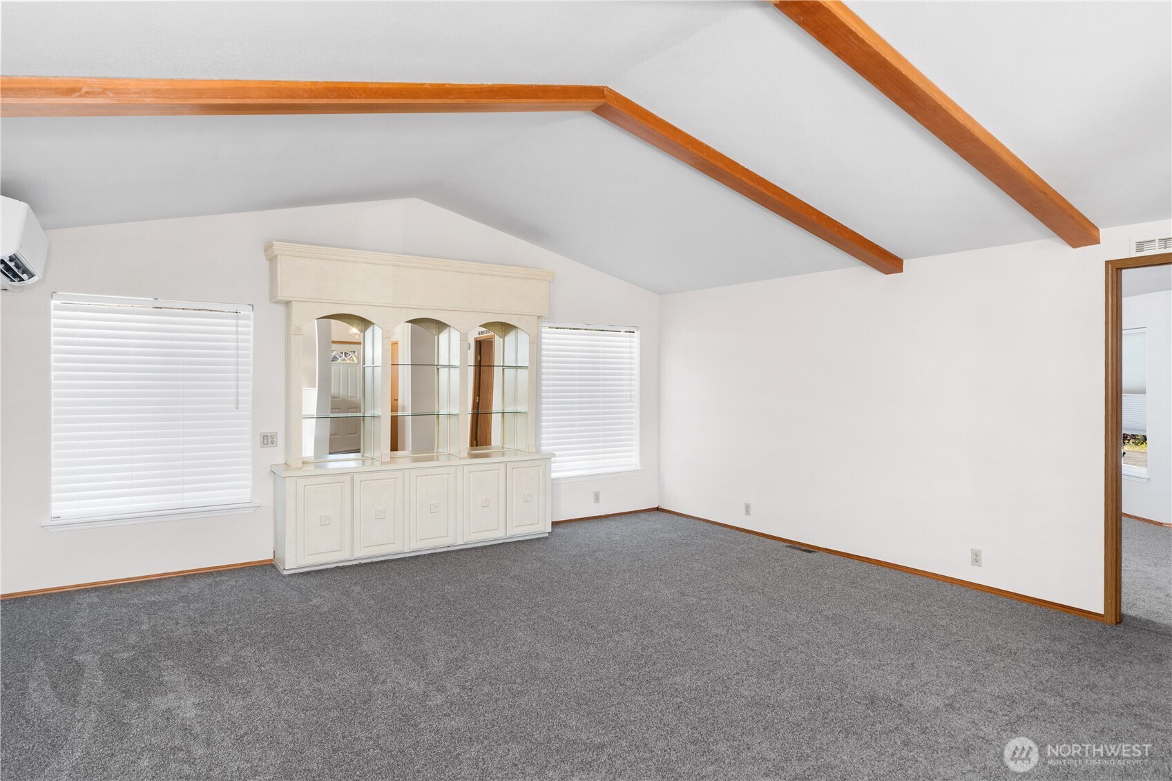 2289 Towne Point Avenue Property Photo 5