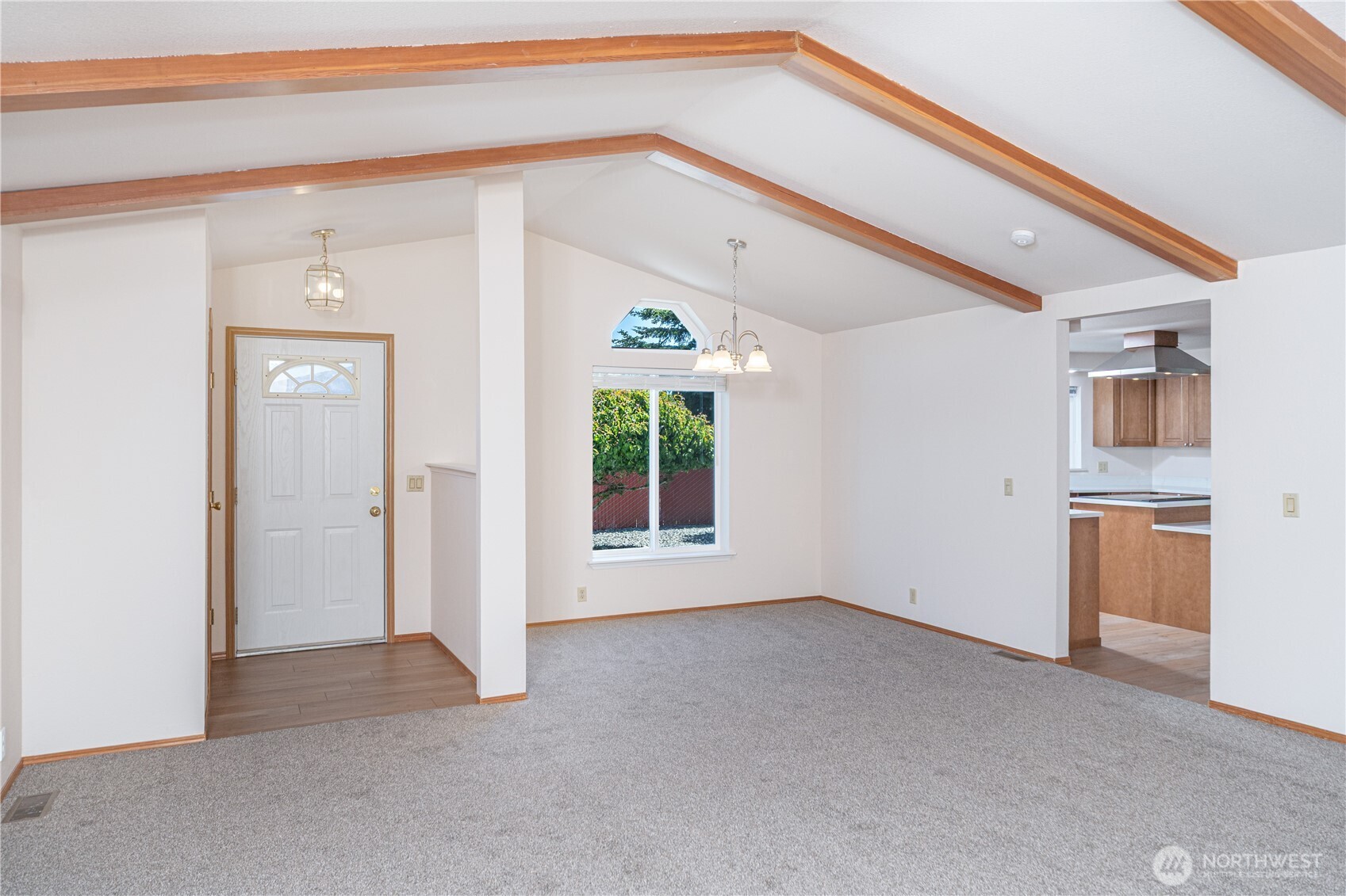 2289 Towne Point Avenue Property Photo 7