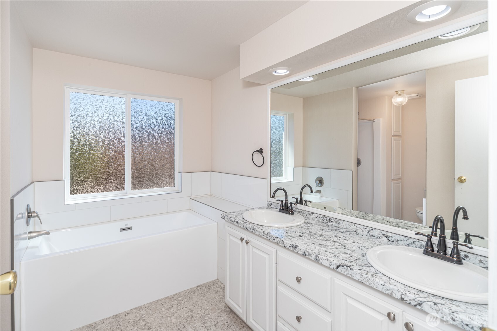 2289 Towne Point Avenue Property Photo 16