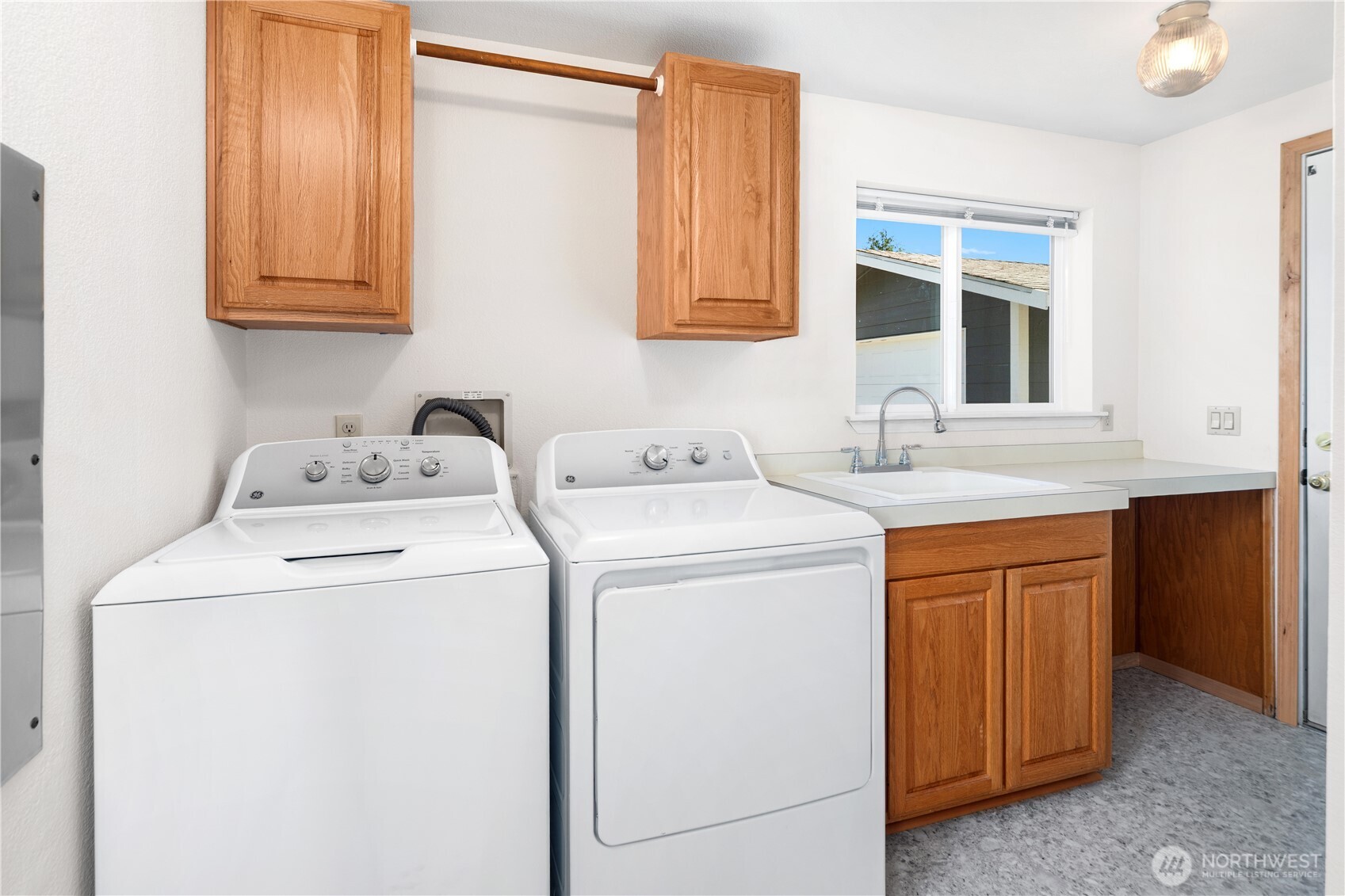 2289 Towne Point Avenue Property Photo 22