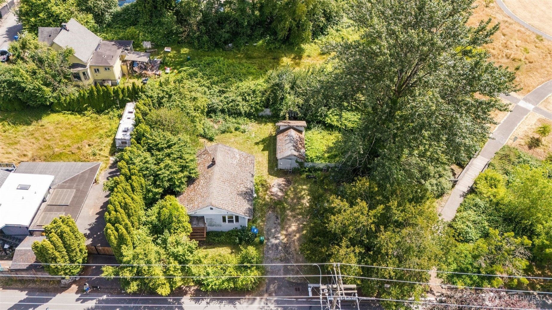 565 S Director Property Photo 7