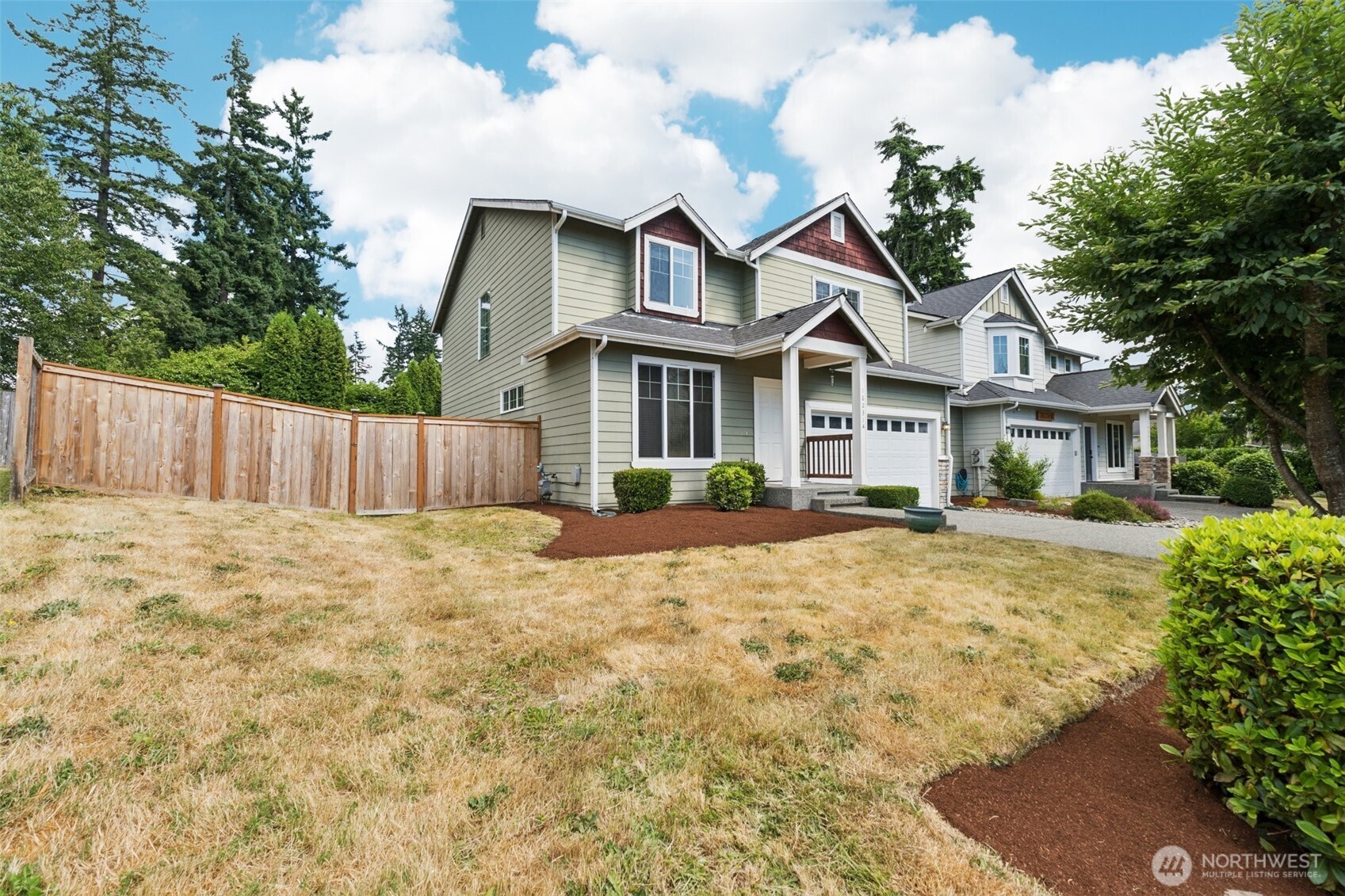 18231 2nd Place A Property Photo 1