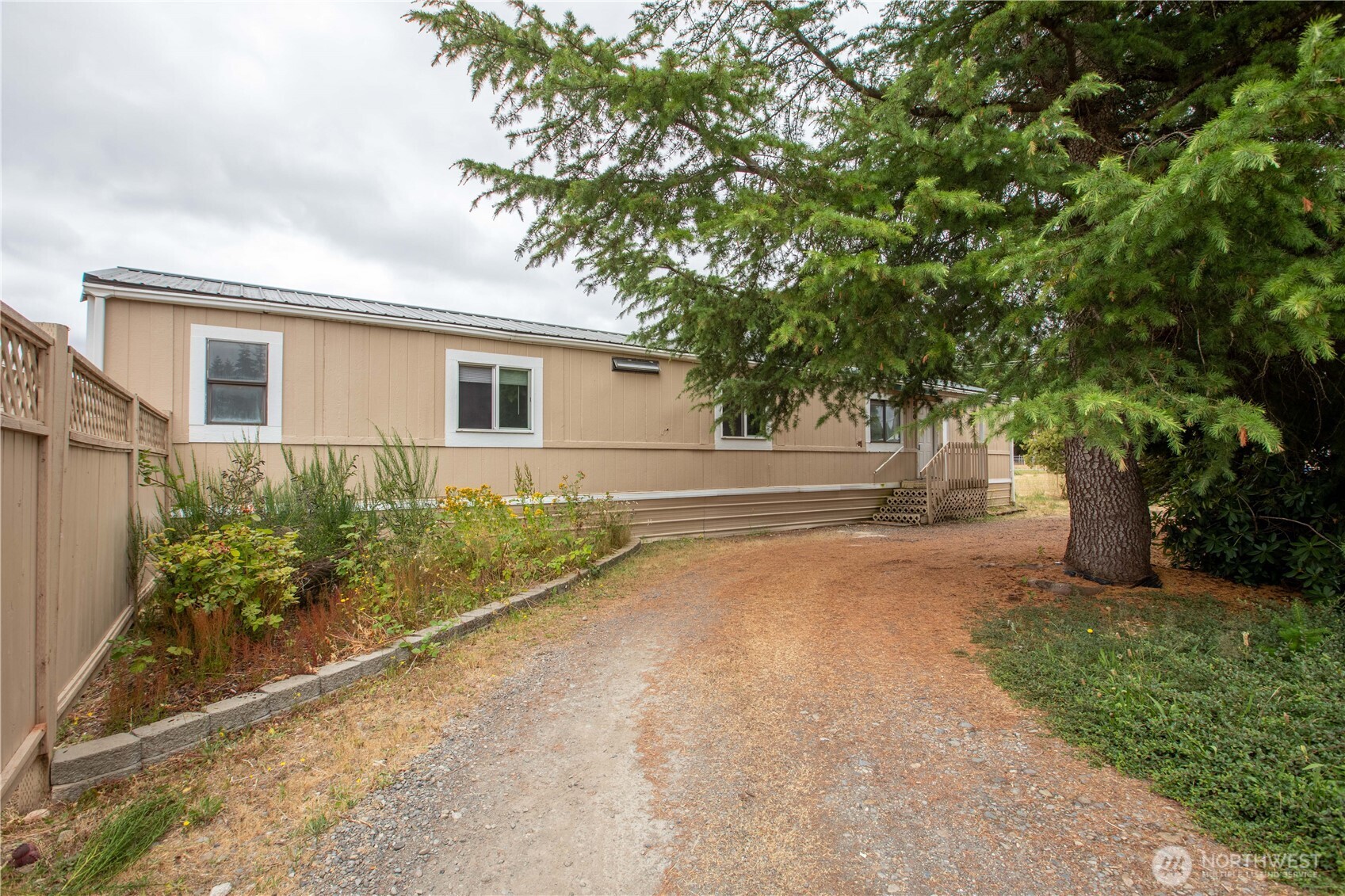 8820 183rd Avenue Property Photo 1