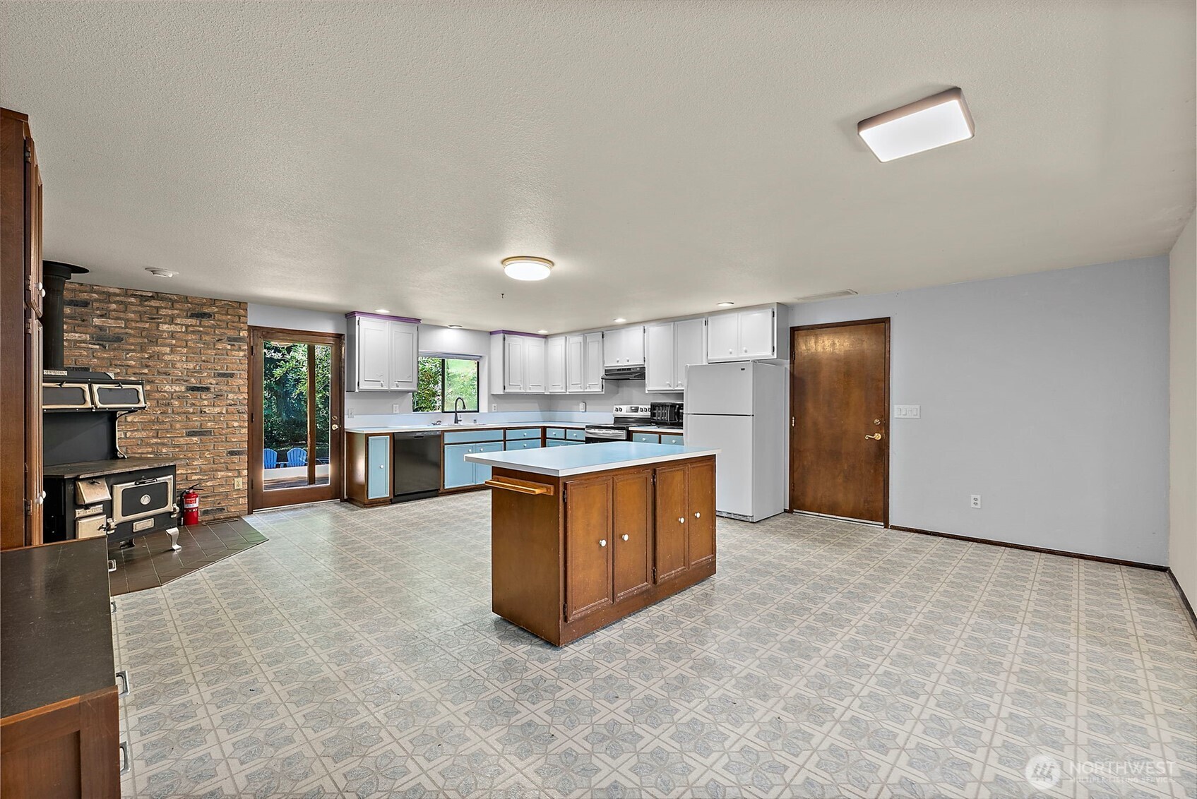 1580 Sw Hollyhock Lane Property Photo 11