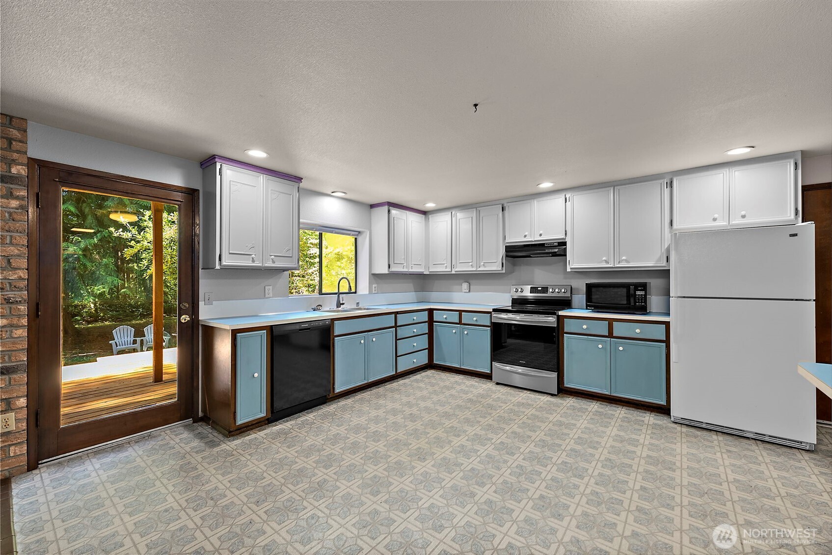 1580 Sw Hollyhock Lane Property Photo 16