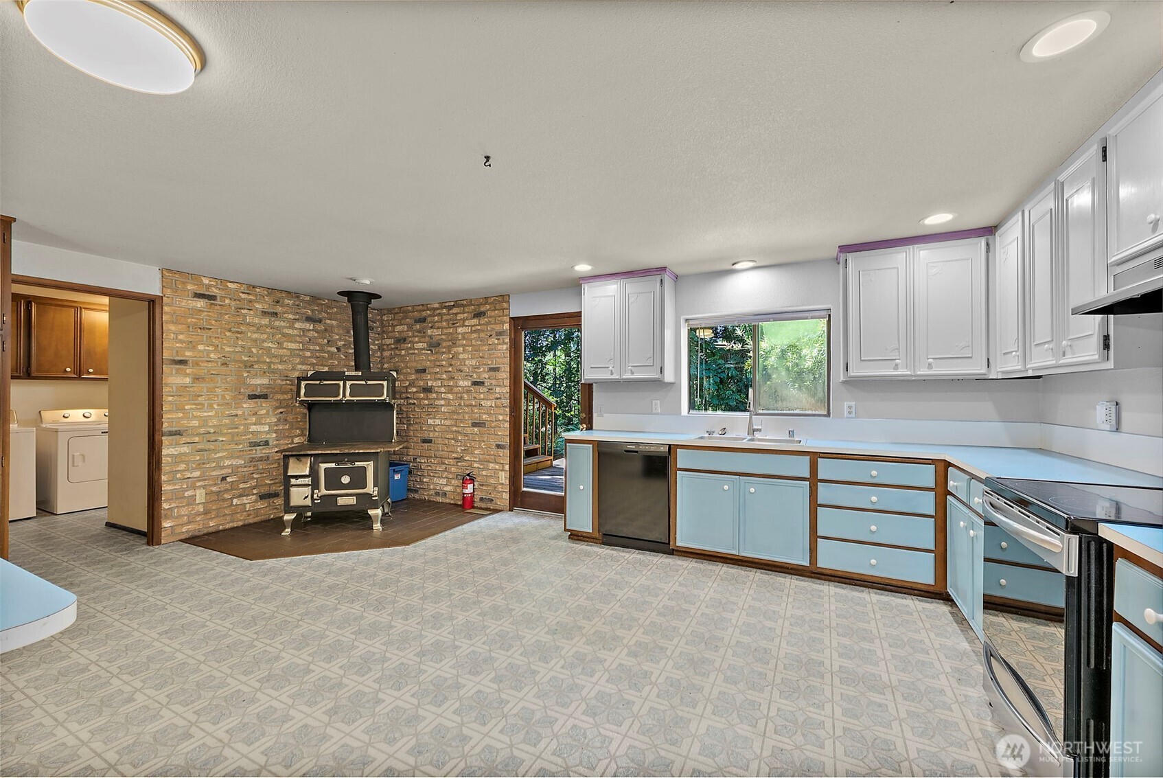 1580 Sw Hollyhock Lane Property Photo 17