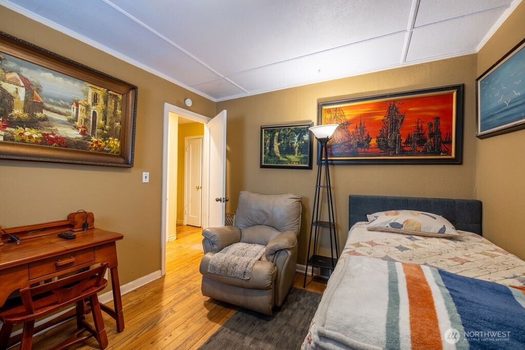 1427 E 3rd Street Property Photo 20