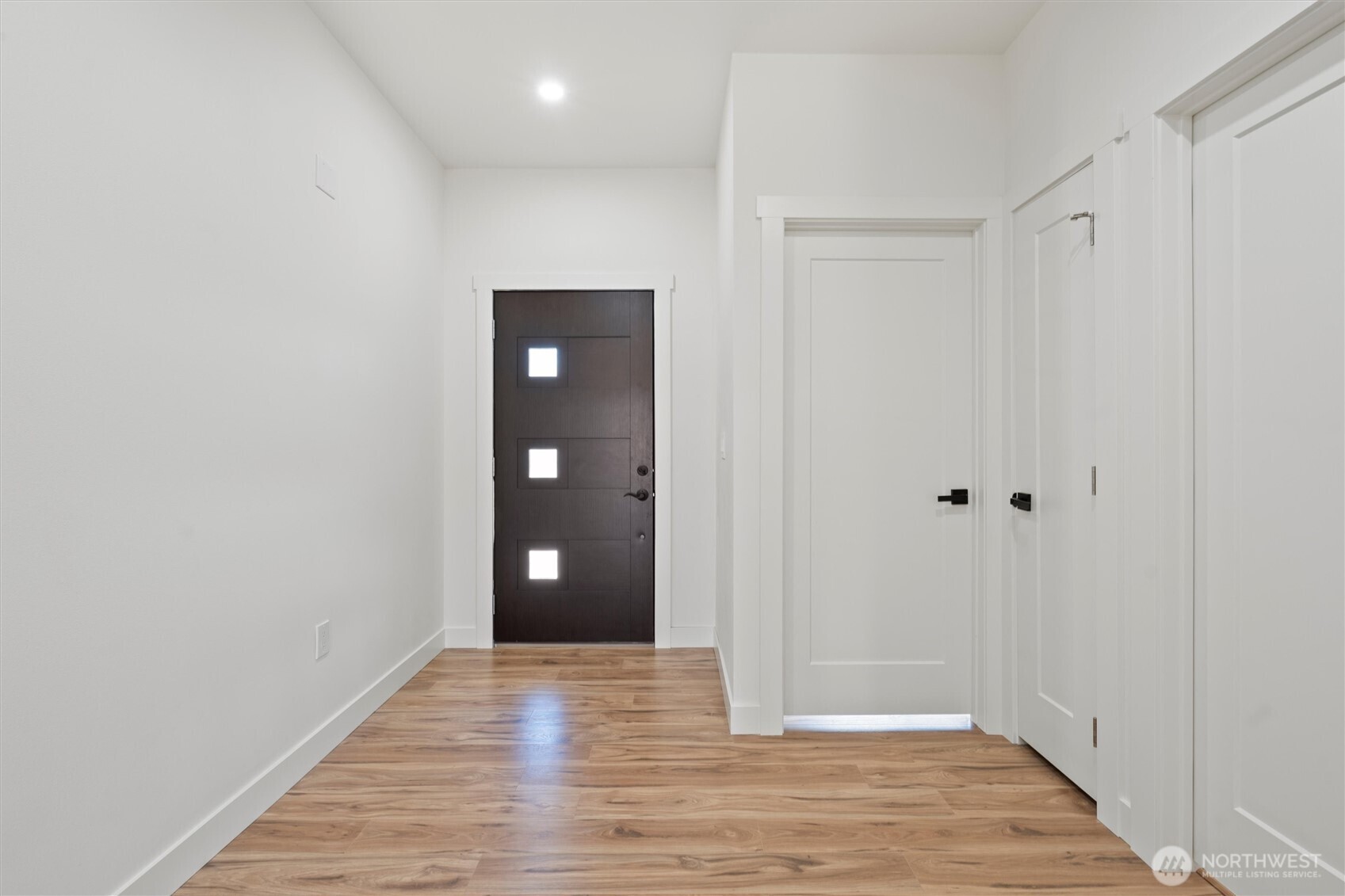 715 Buttercup Street Property Photo 4