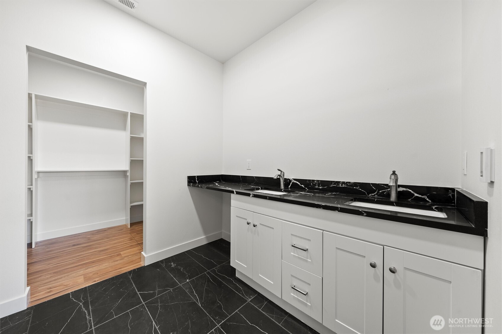 715 Buttercup Street Property Photo 24