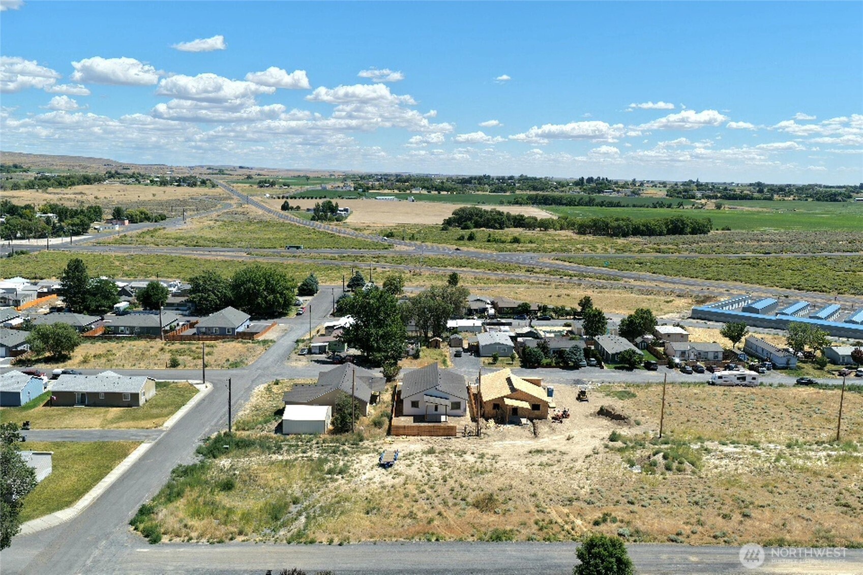 715 Buttercup Street Property Photo 34