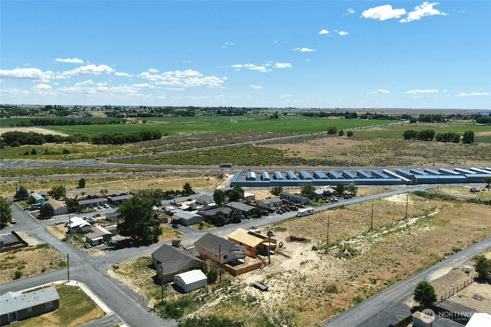 715 Buttercup Street Property Photo 35