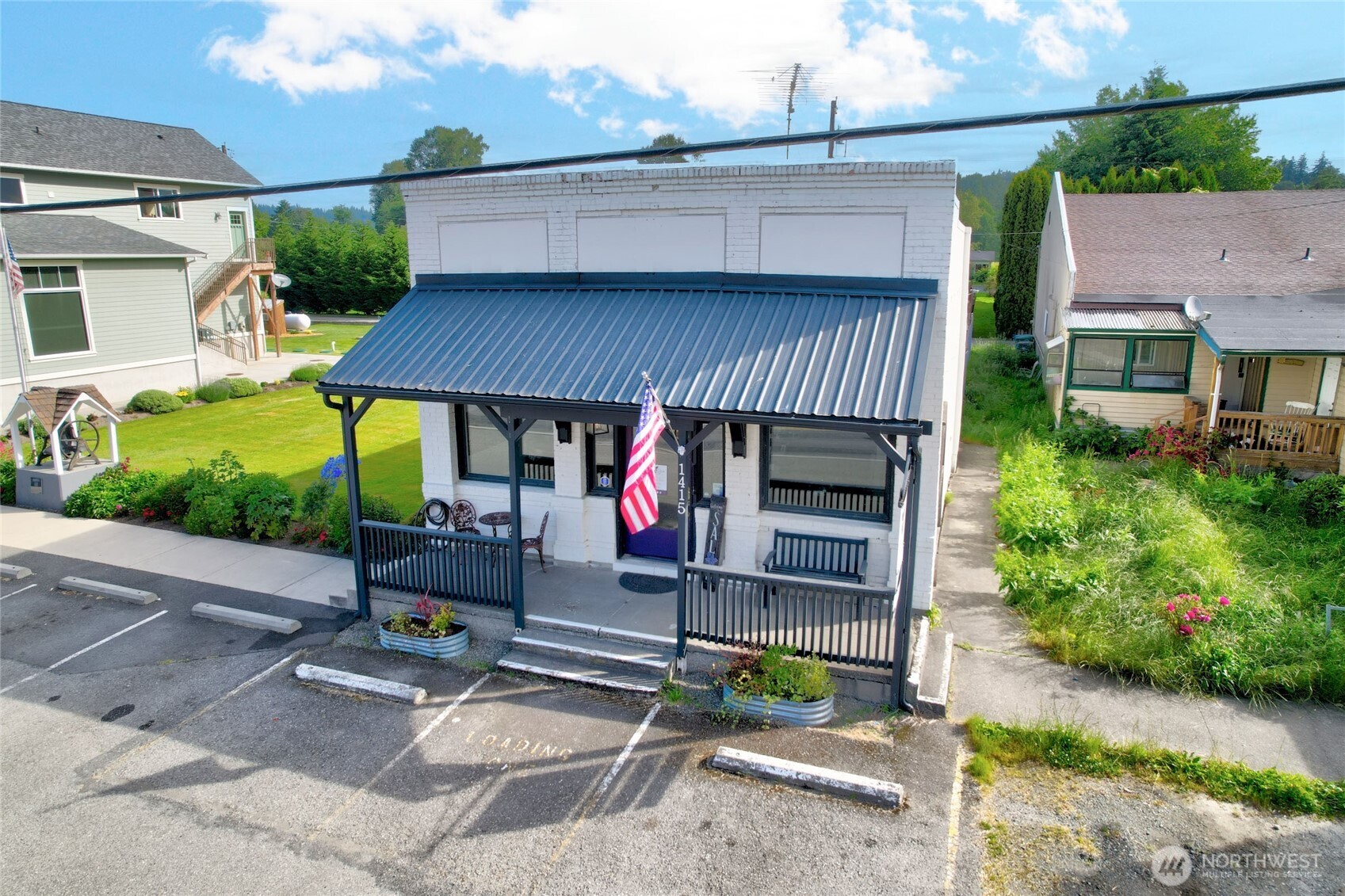 1415 Pioneer Highway Property Photo 3