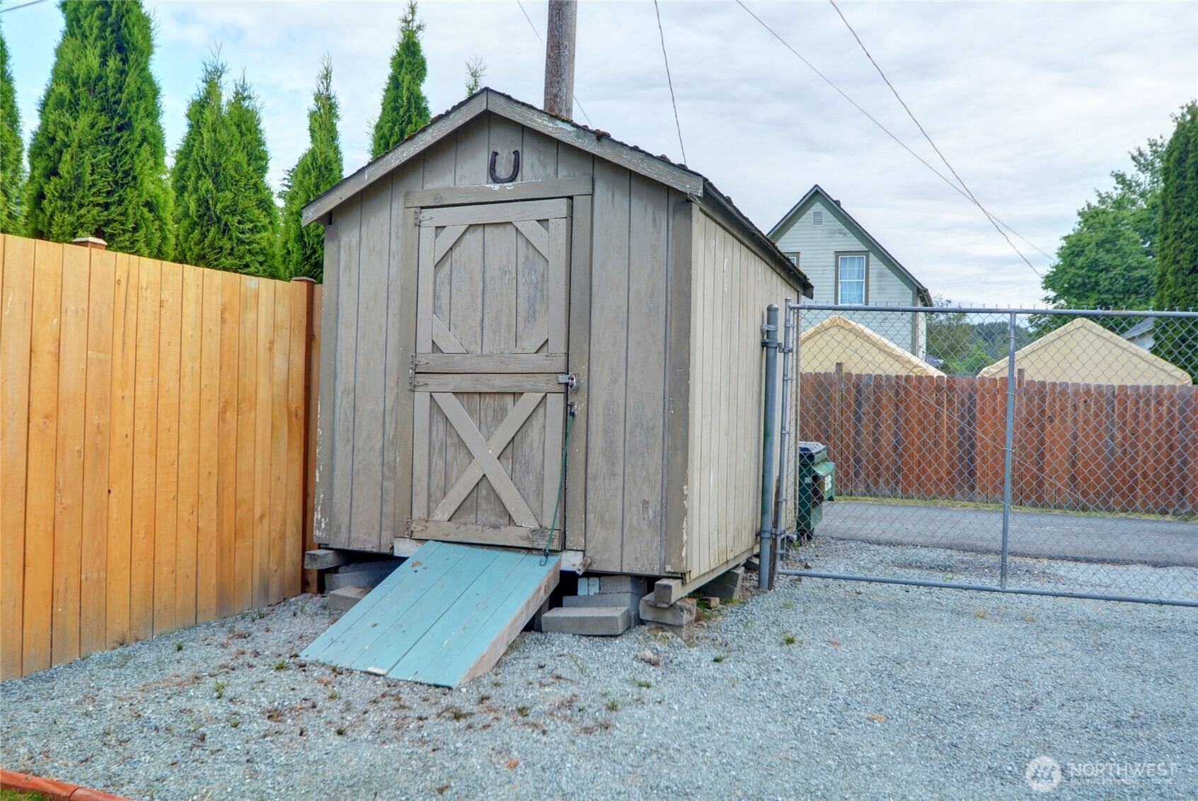 1415 Pioneer Highway Property Photo 21