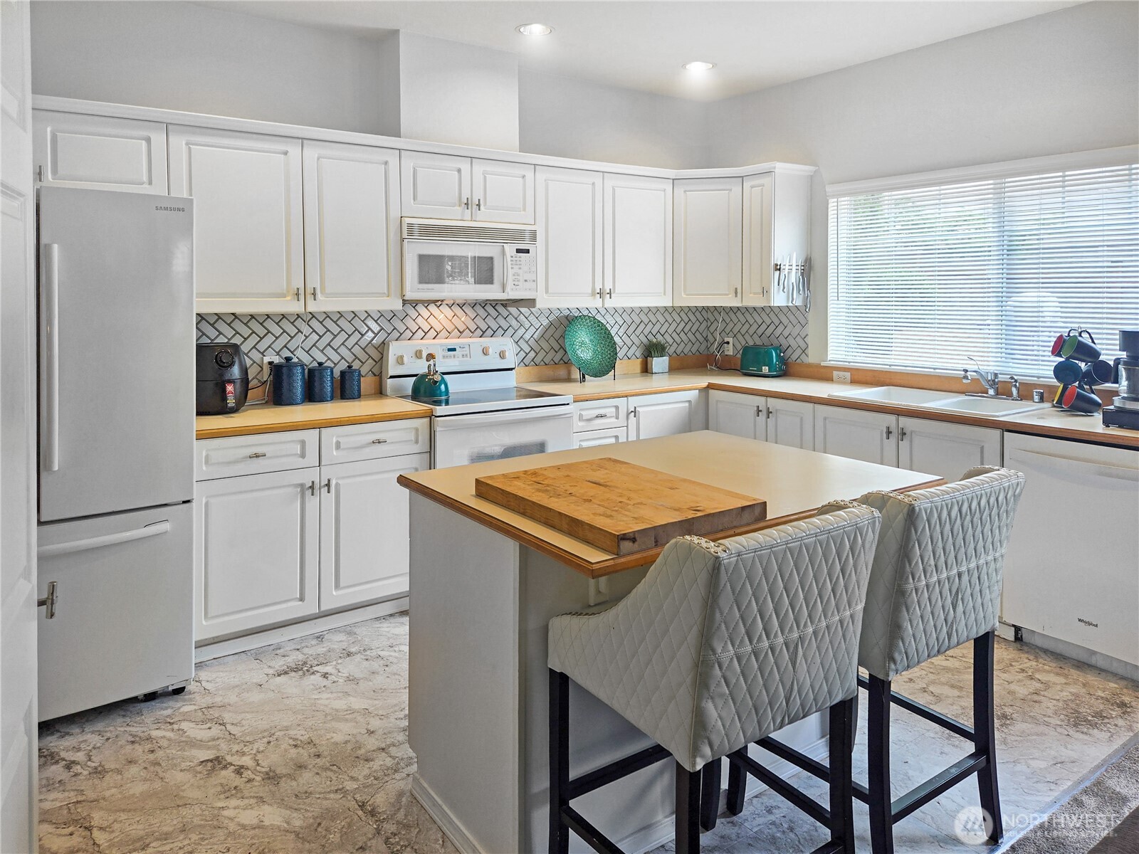 503 S 47th Street 11f Property Photo 9