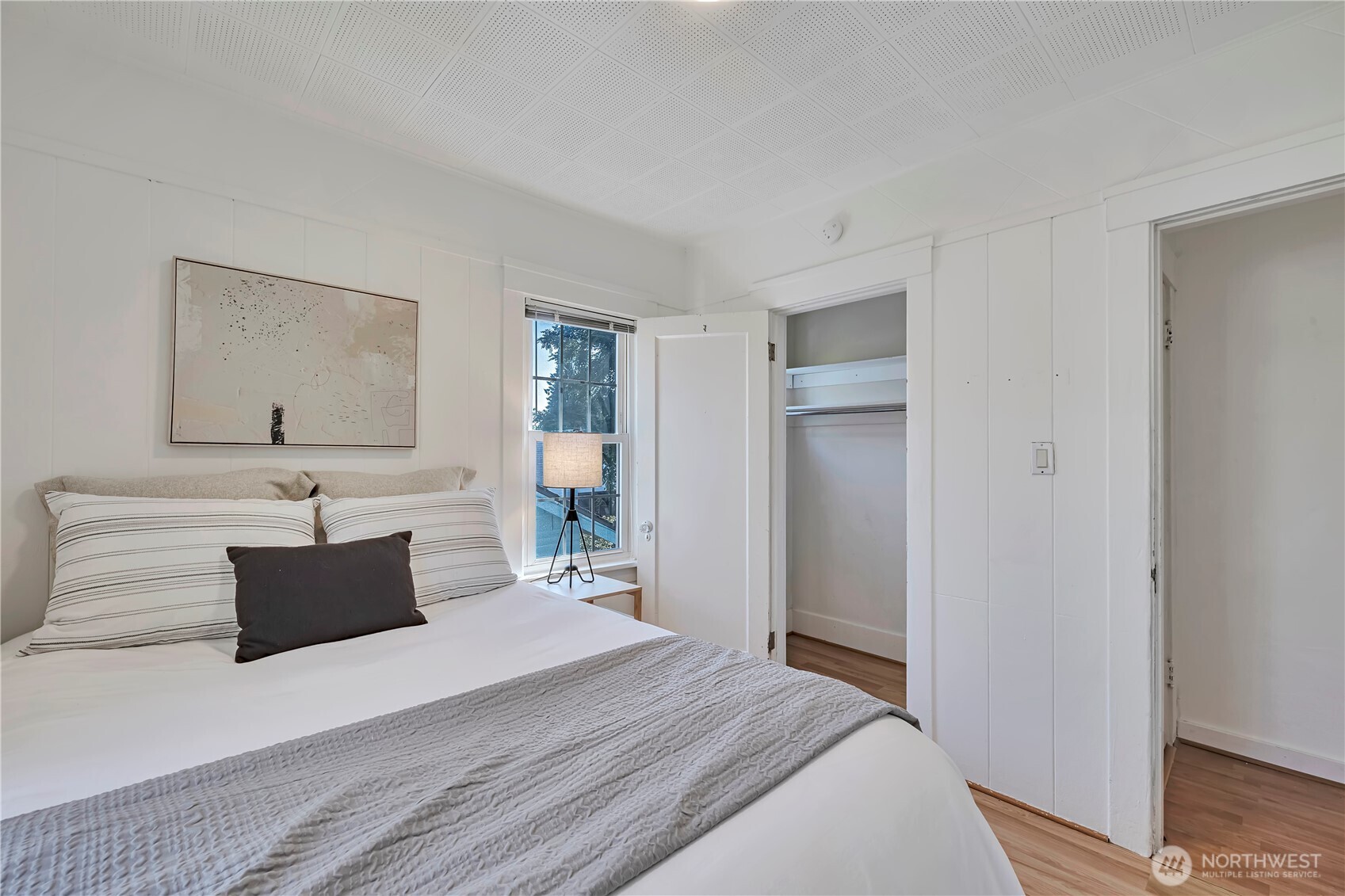 4715 S Orcas Street Property Photo 13