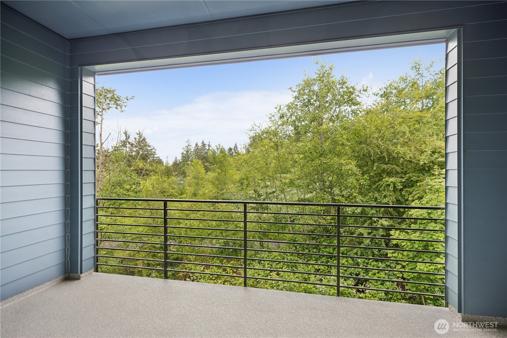 12207 137th Place 2602 Property Photo 2