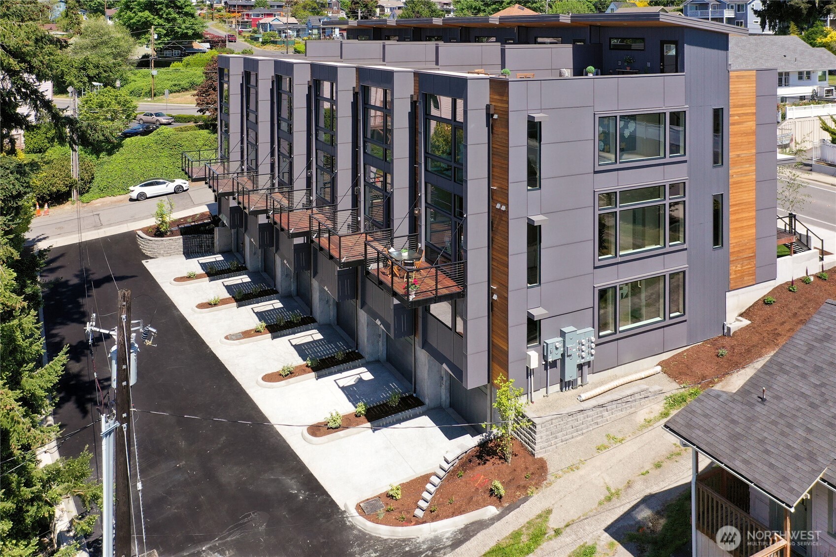 1149 Wheaton Way Property Photo 8