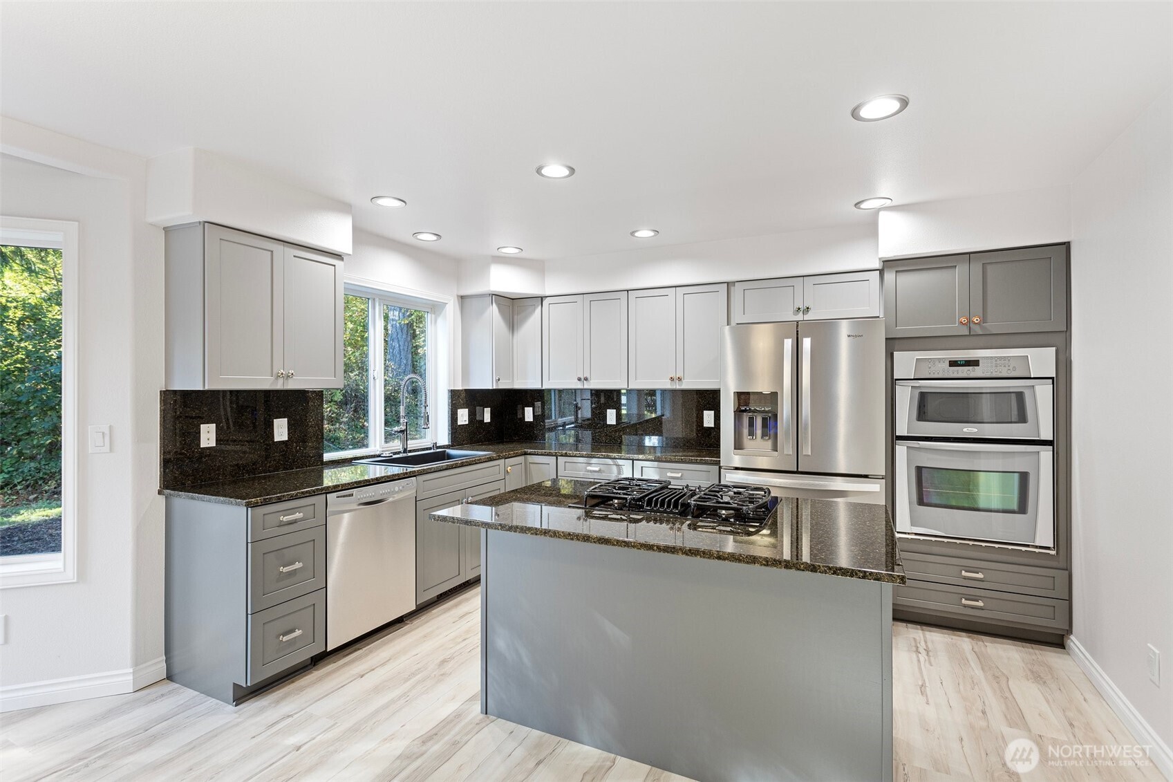 11511 188th Street Property Photo 3