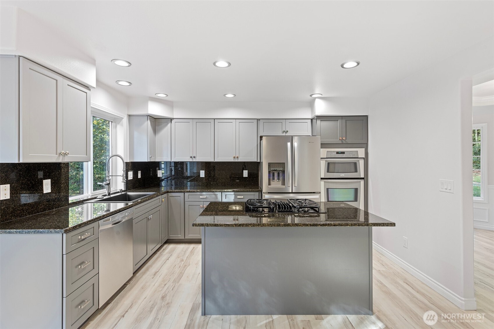 11511 188th Street Property Photo 4