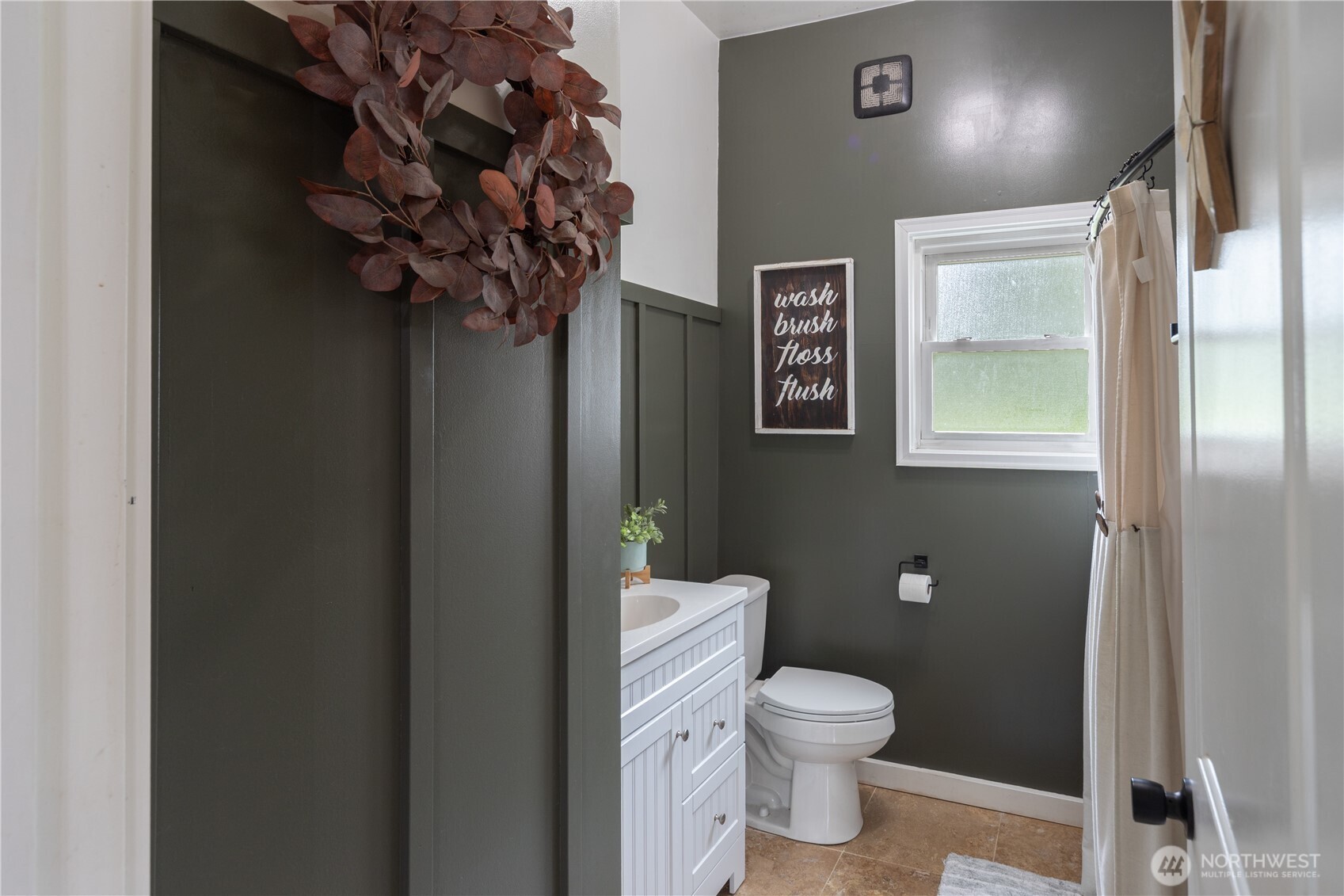 111 Herbert Street Property Photo 16
