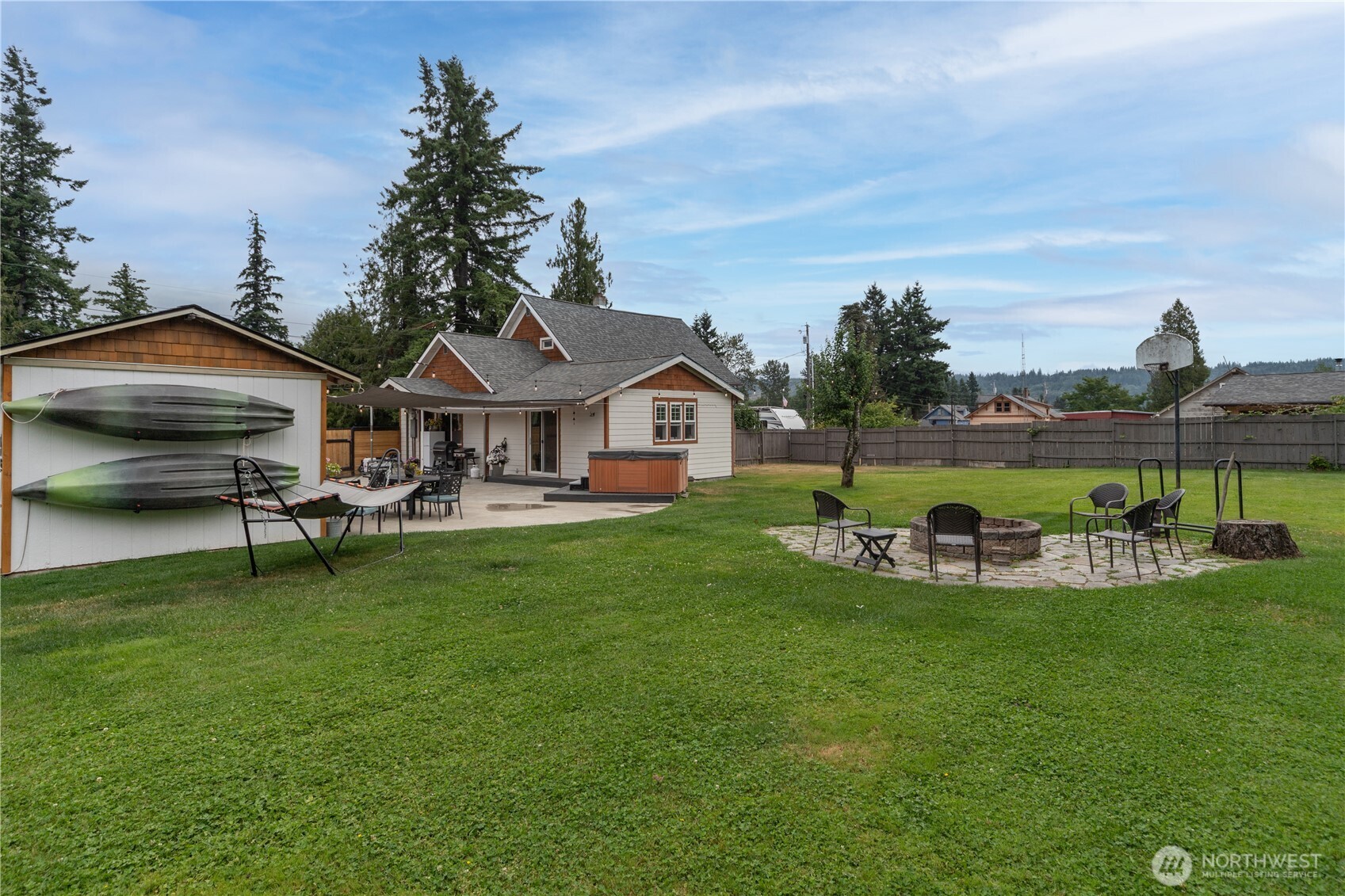 111 Herbert Street Property Photo 25