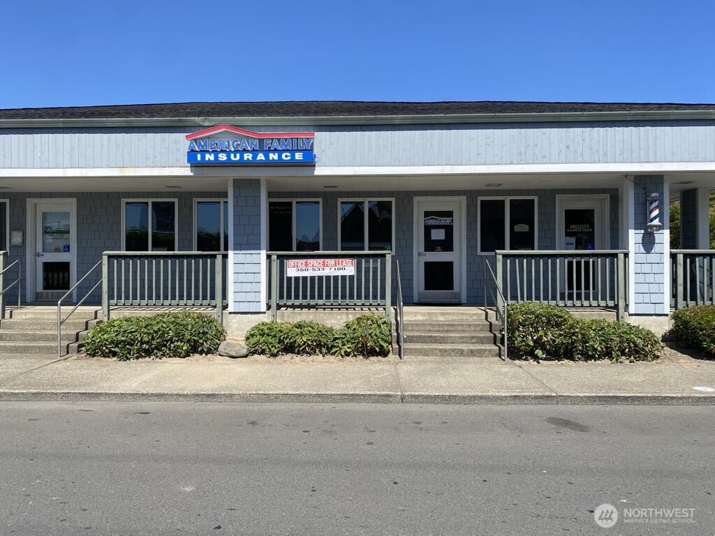 323 W Heron Street 3