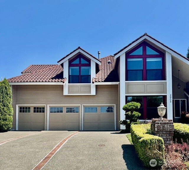 2905 16th Street Property Photo 1