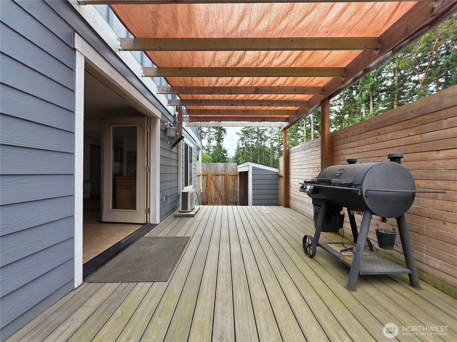 408 Eddy Court Property Photo 11