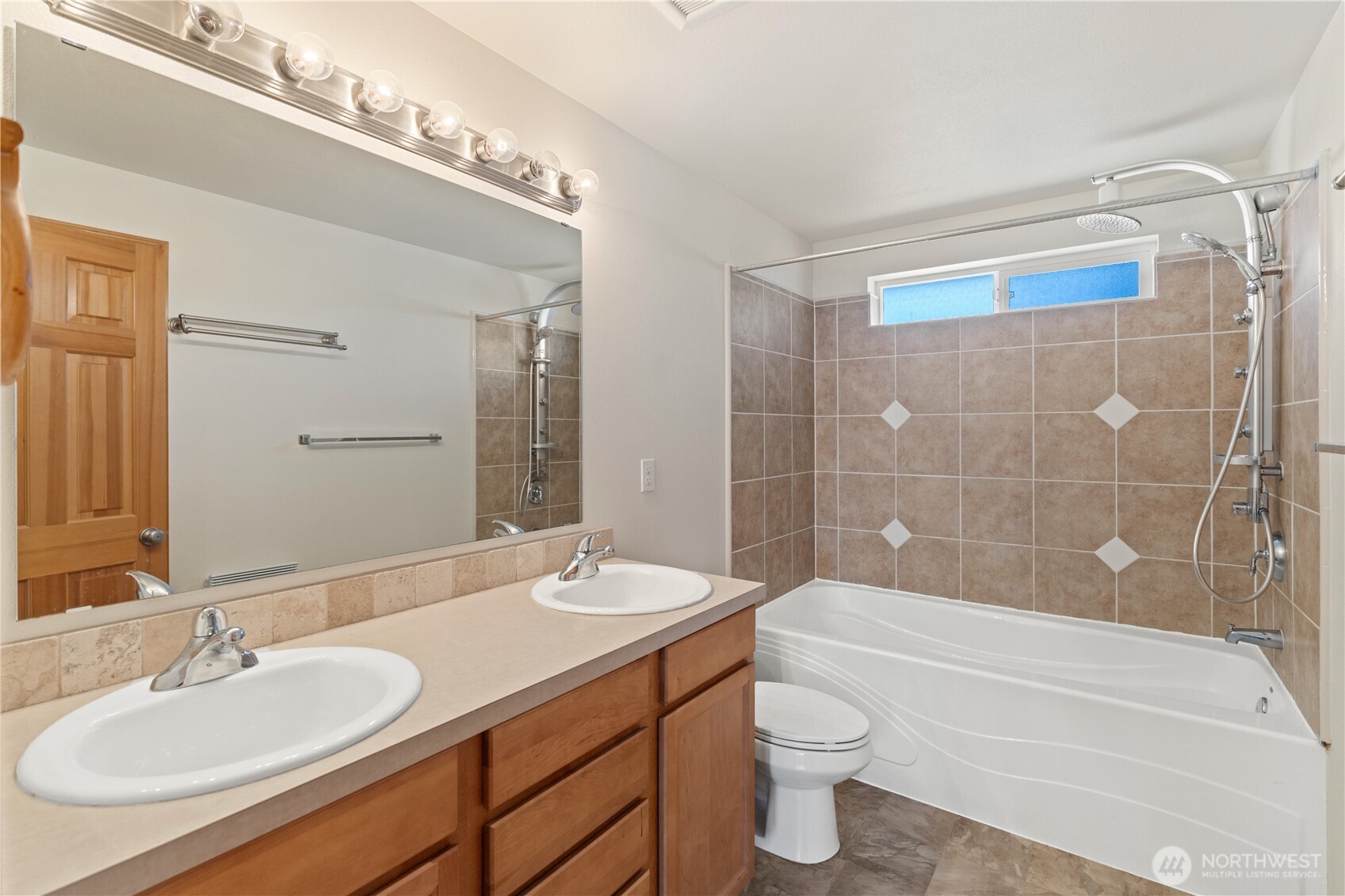 408 Eddy Court Property Photo 18