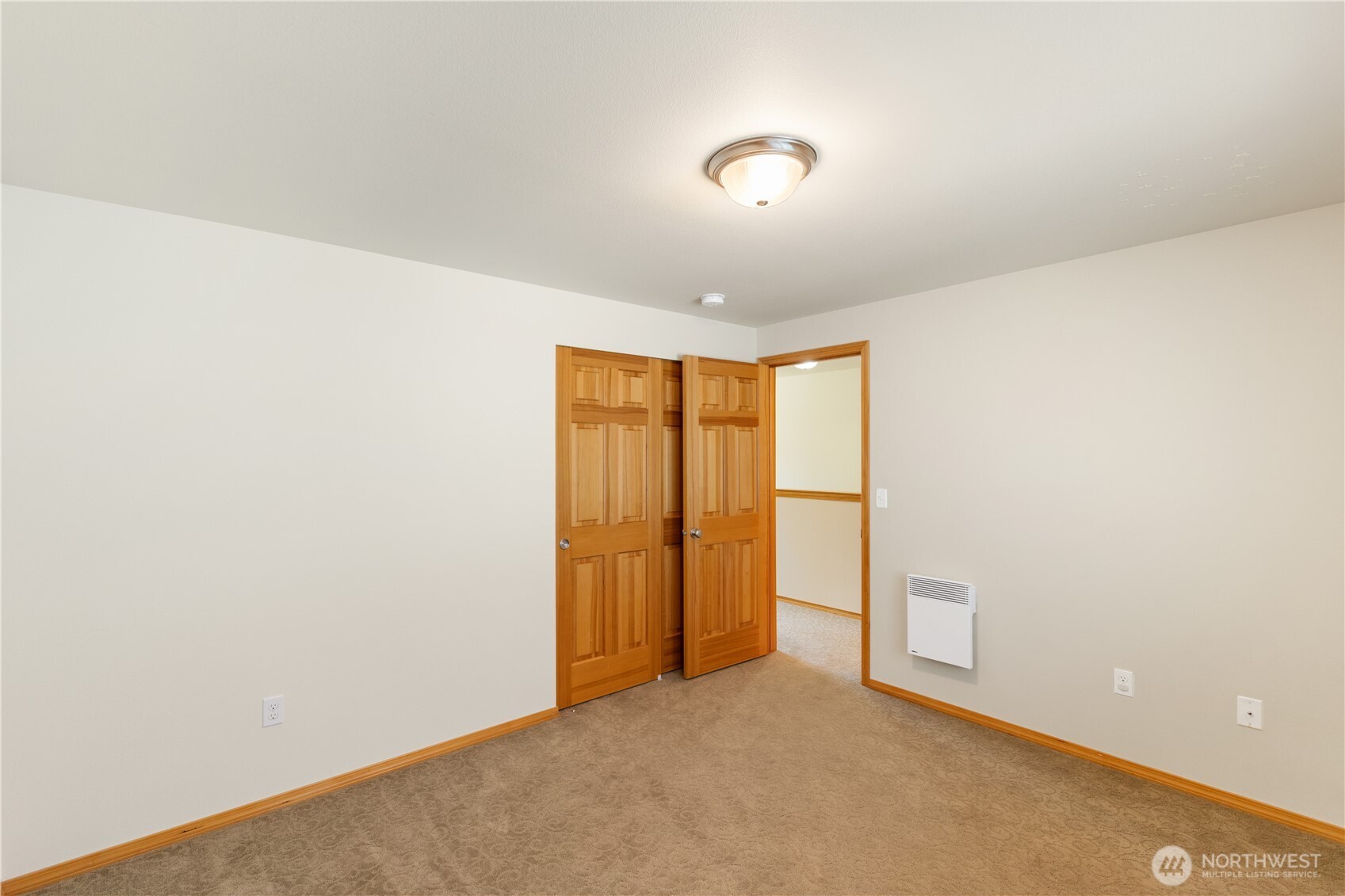 408 Eddy Court Property Photo 21