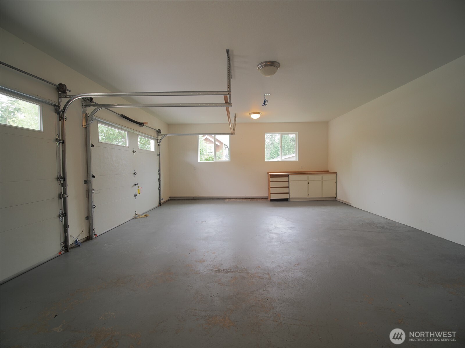 408 Eddy Court Property Photo 27