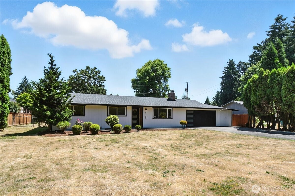 10105 Nw Lakeshore Avenue Property Photo 1