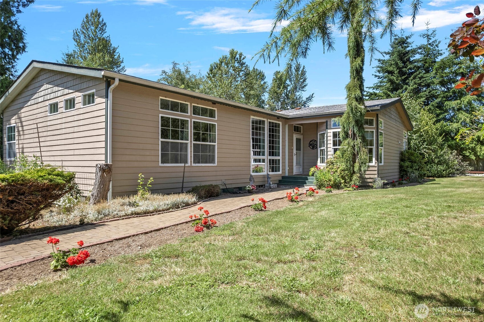 6948 Howell Lane Property Photo 1