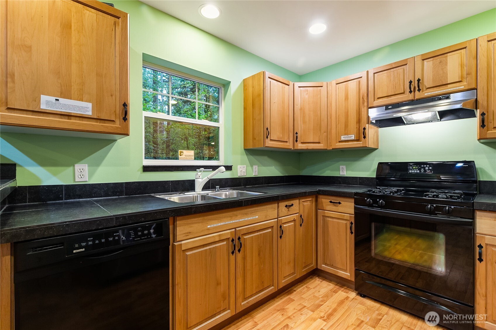 7493 Miller Way Property Photo 14