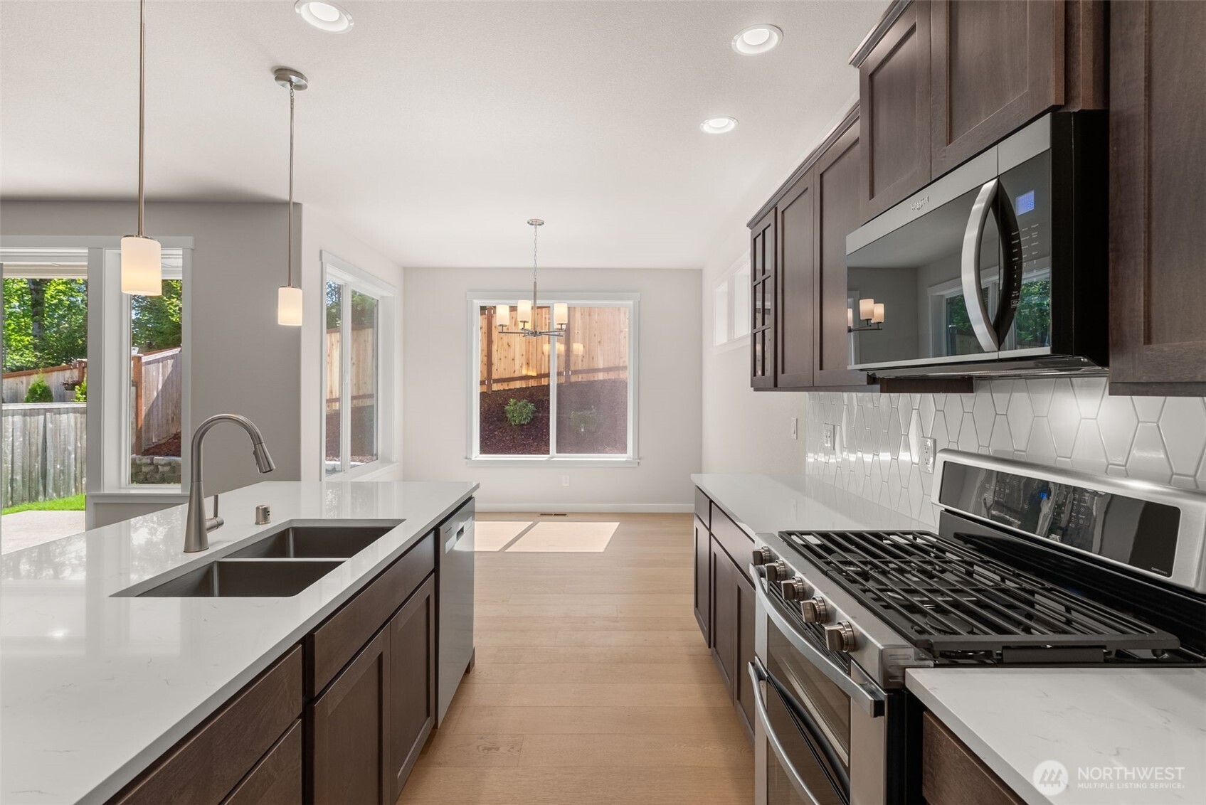 1421 89th Avenue Property Photo 10