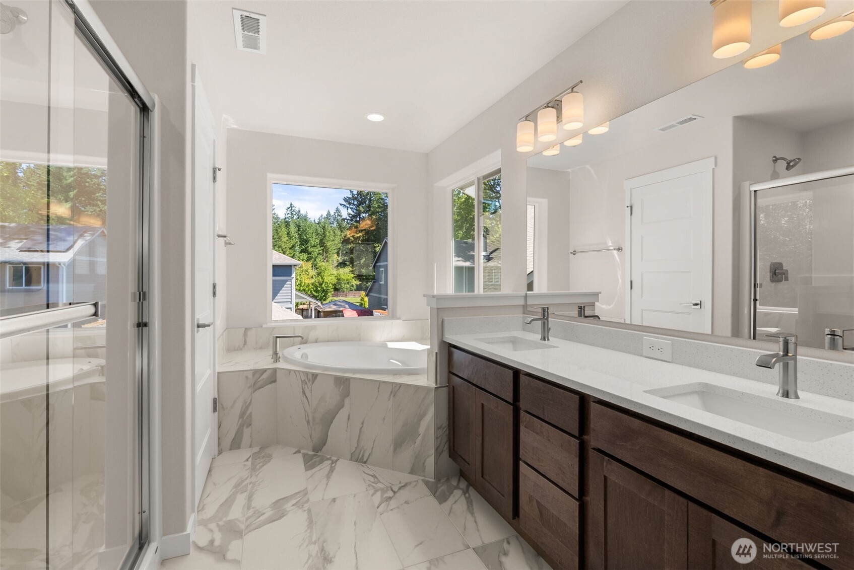 1421 89th Avenue Property Photo 19