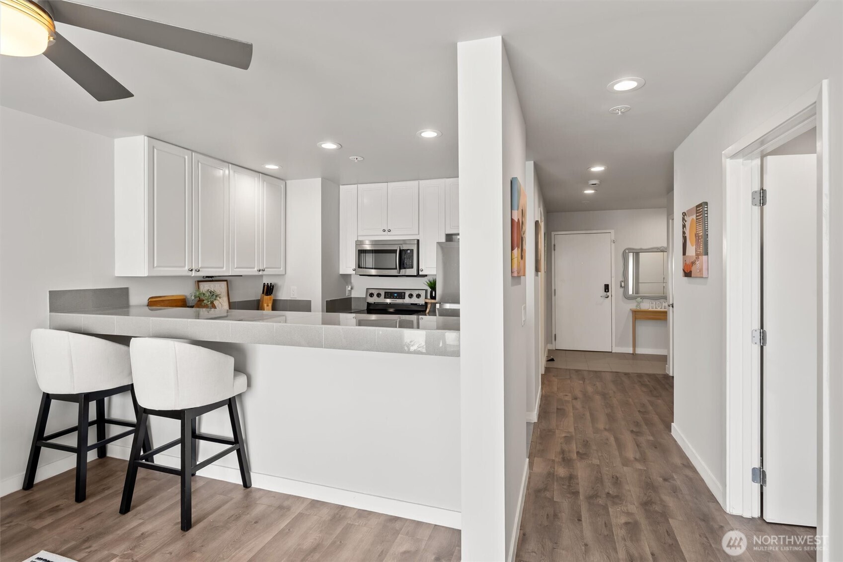 321 10th Avenue 705 Property Photo 12