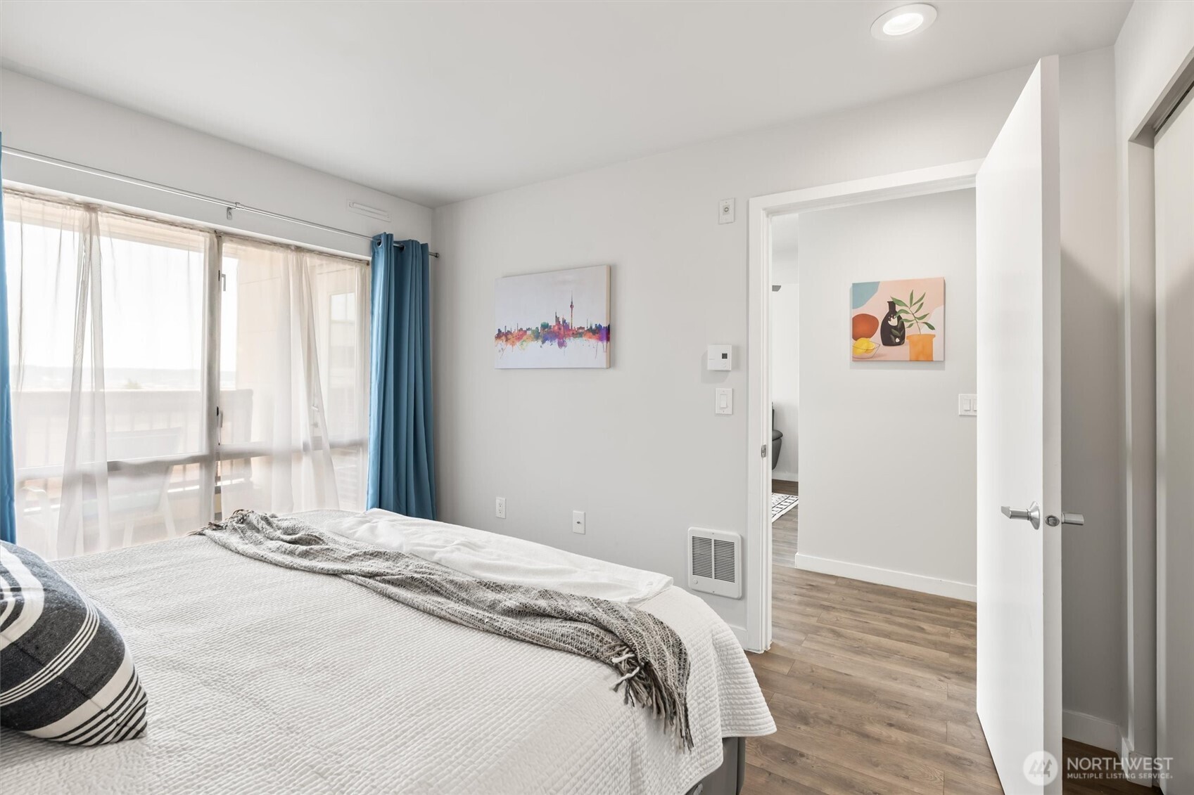 321 10th Avenue 705 Property Photo 18