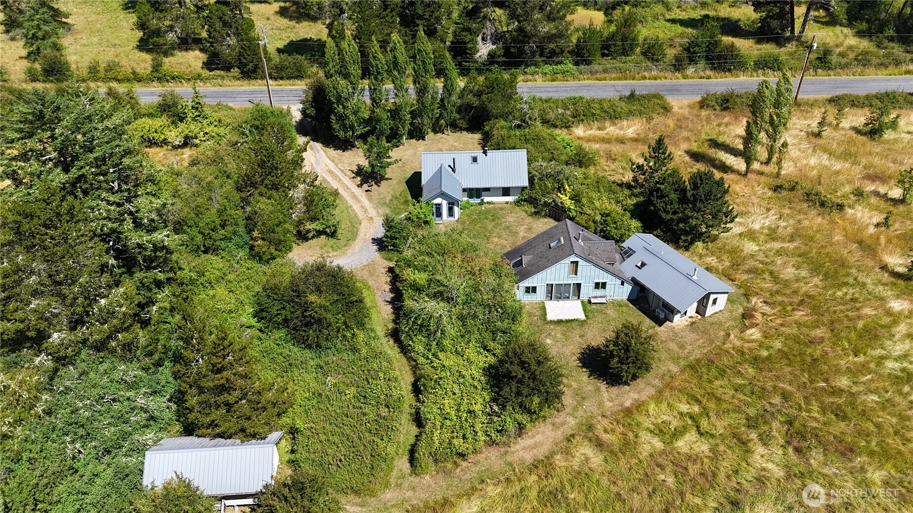 450 Cross Road Property Photo 1
