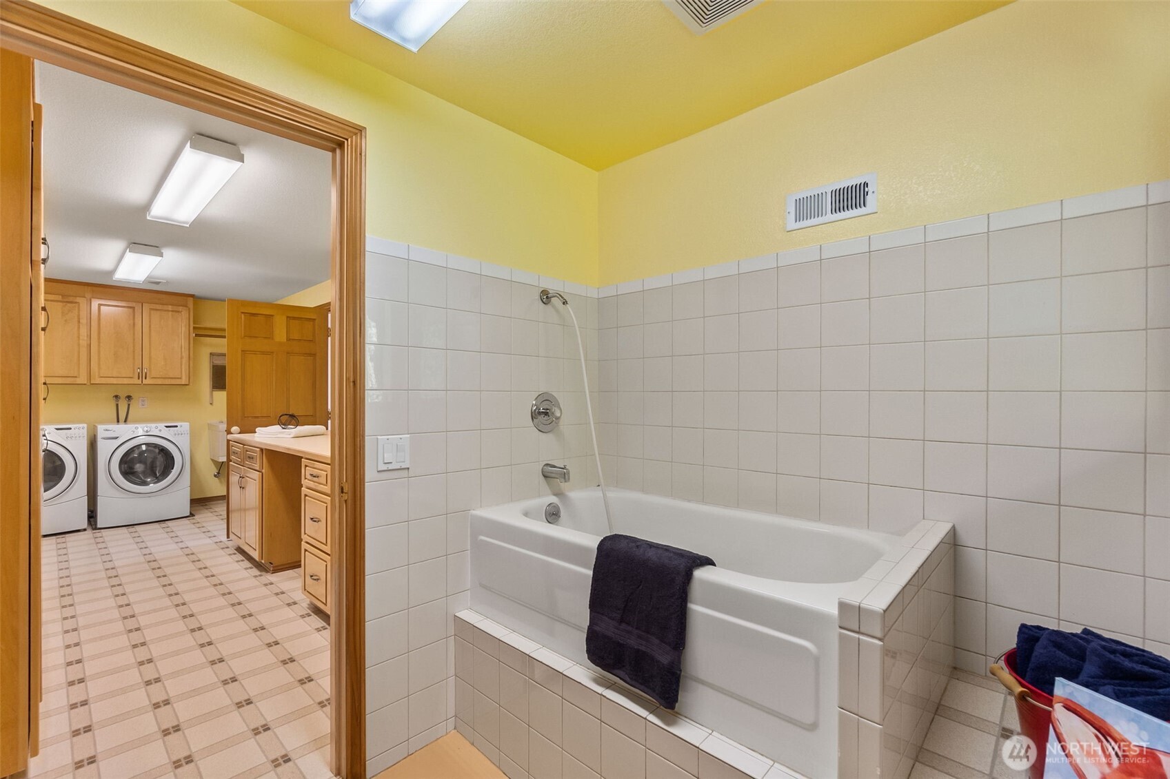 6701 Macintosh Court Property Photo 27