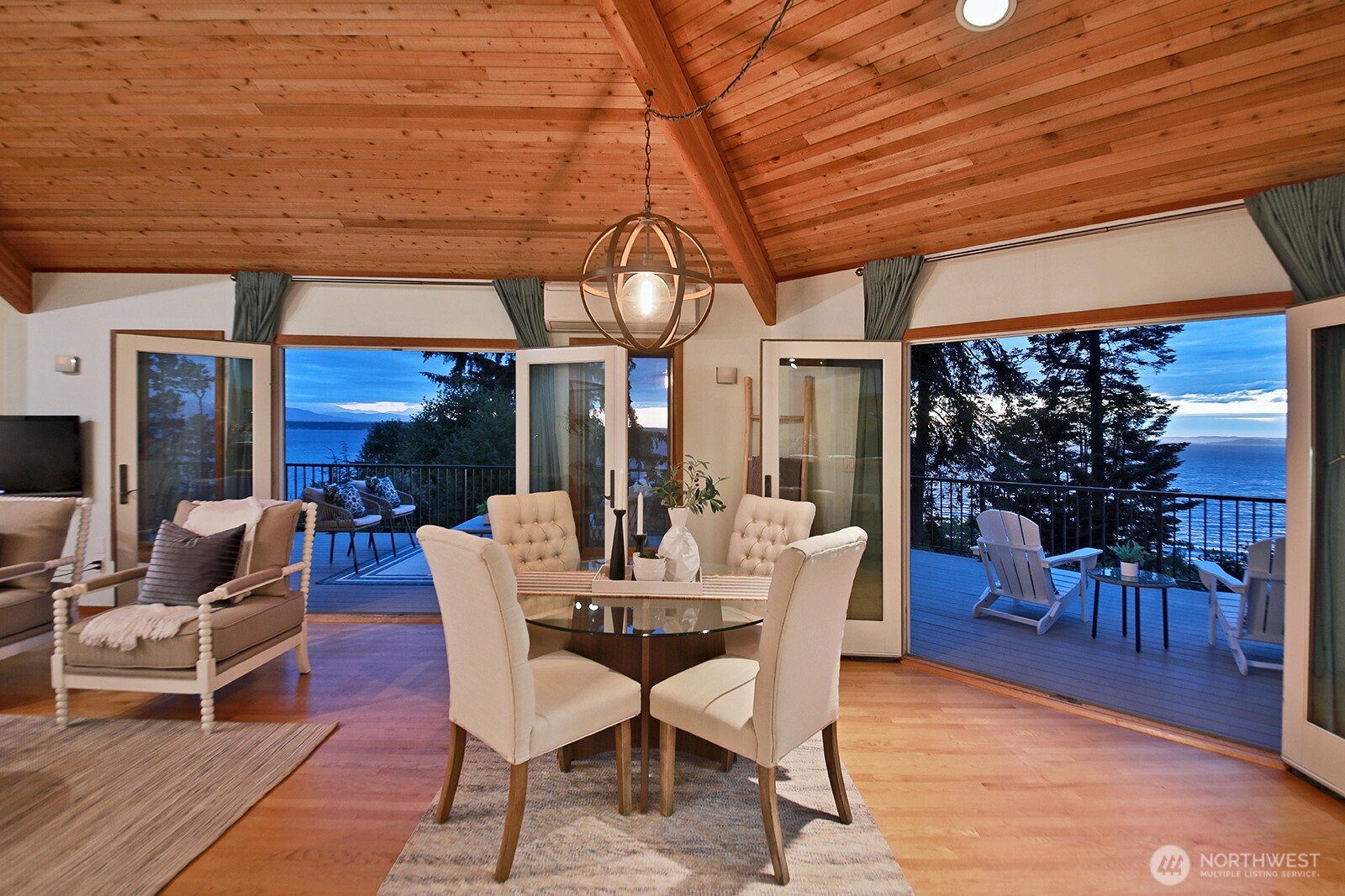 3340 Smugglers Cove Road Property Photo 1