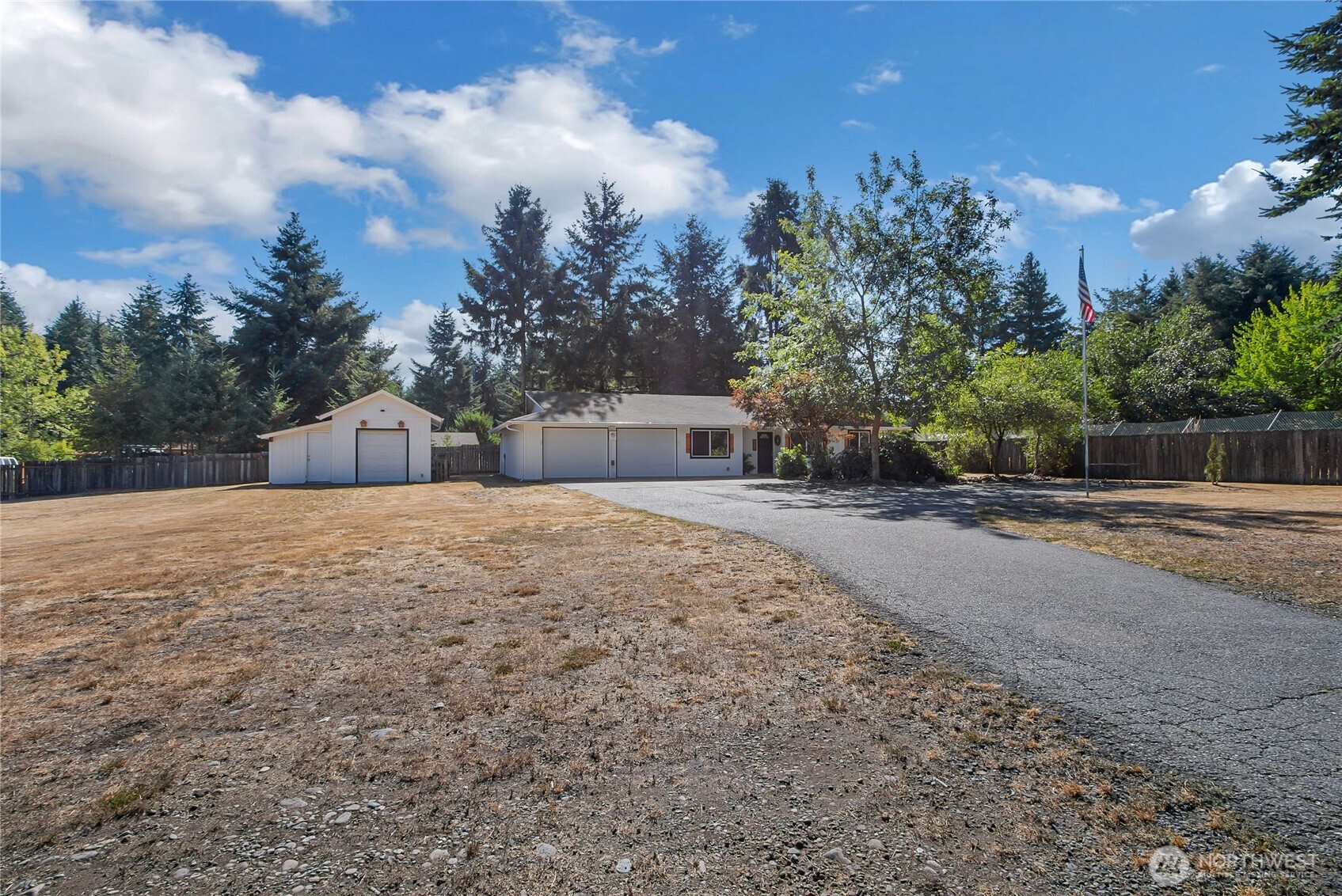 2810 Se Angus Road Property Photo 1