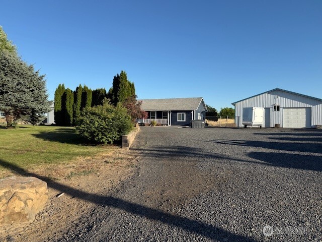 1979 Rd 20 Property Photo 1